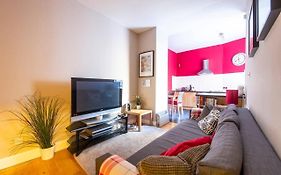 Joivy Amazing Location - Charming Apartment By The Edinburgh Castle!